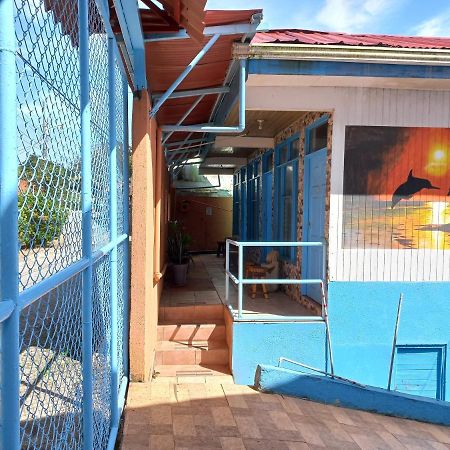 Hotel La Uvita Puerto Limon Esterno foto
