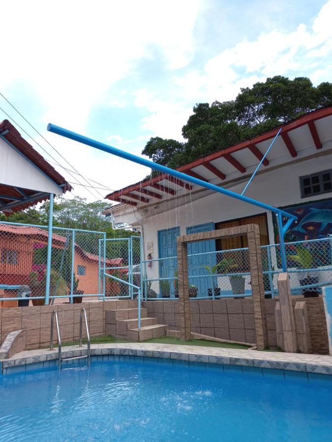 Hotel La Uvita Puerto Limon Esterno foto